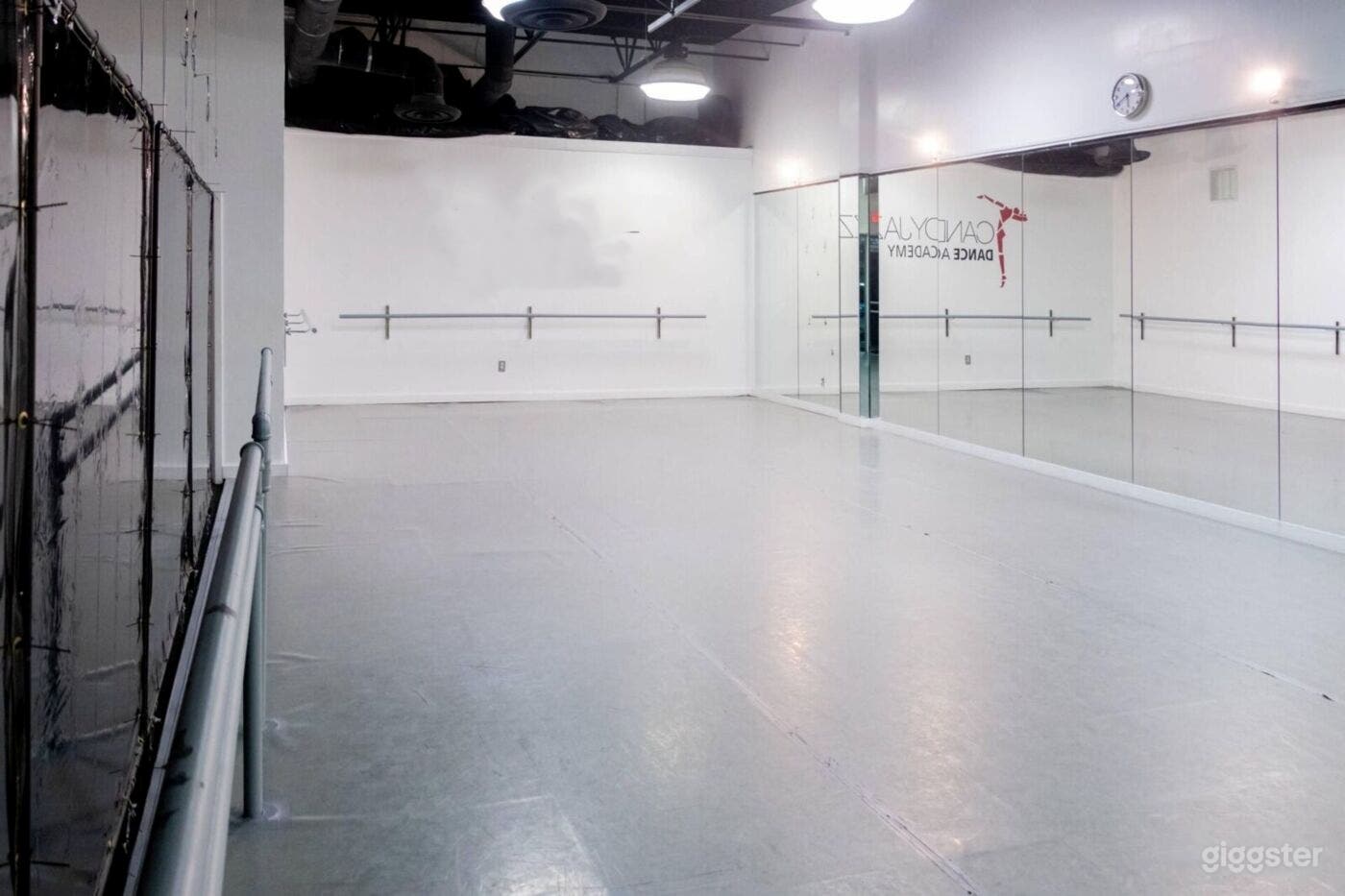 Dance Studio with Marley Floor, Mirrors and Sound System Photo 1