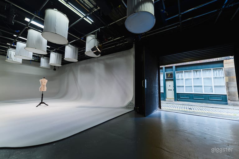  Film and Photography Studio 