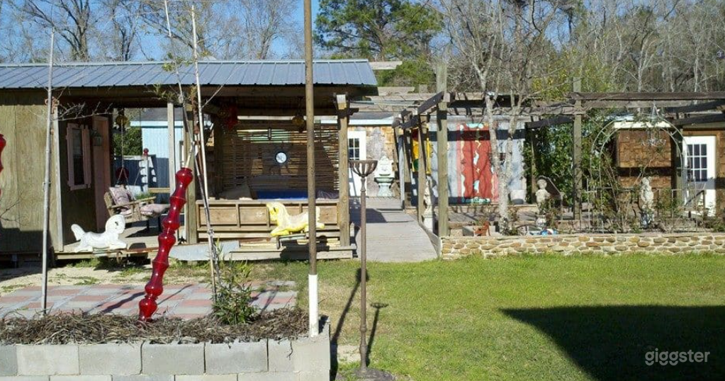 Beautiful Outdoor Sanctuary located near Lake Livingston Perfect for Recreational Activities  Photo 4