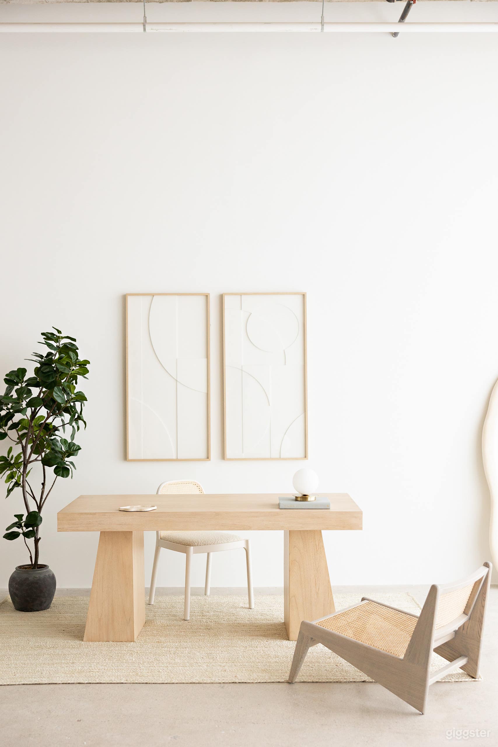 Terra - Modern loft style studio with natural details Photo 3