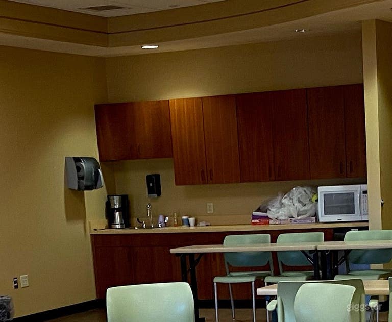  Library Meeting room 2 for 30 people in Fairwood 