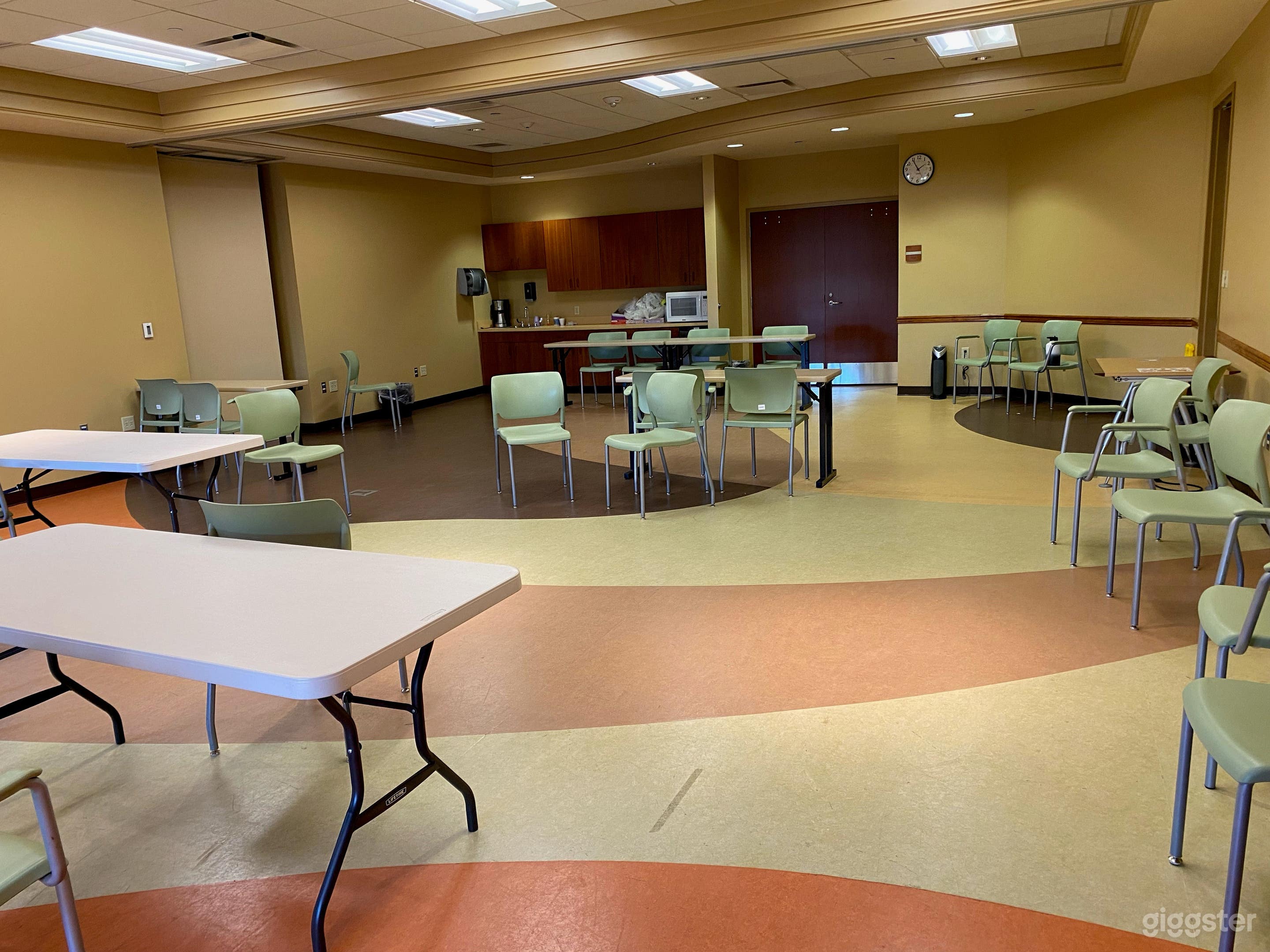 Library Meeting room 2 for 30 people in Fairwood Photo 1