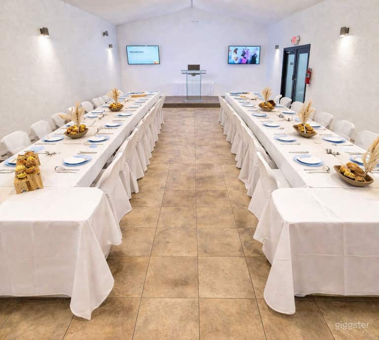  ✨ Mini Banquet Hall for Rent - Tampa 