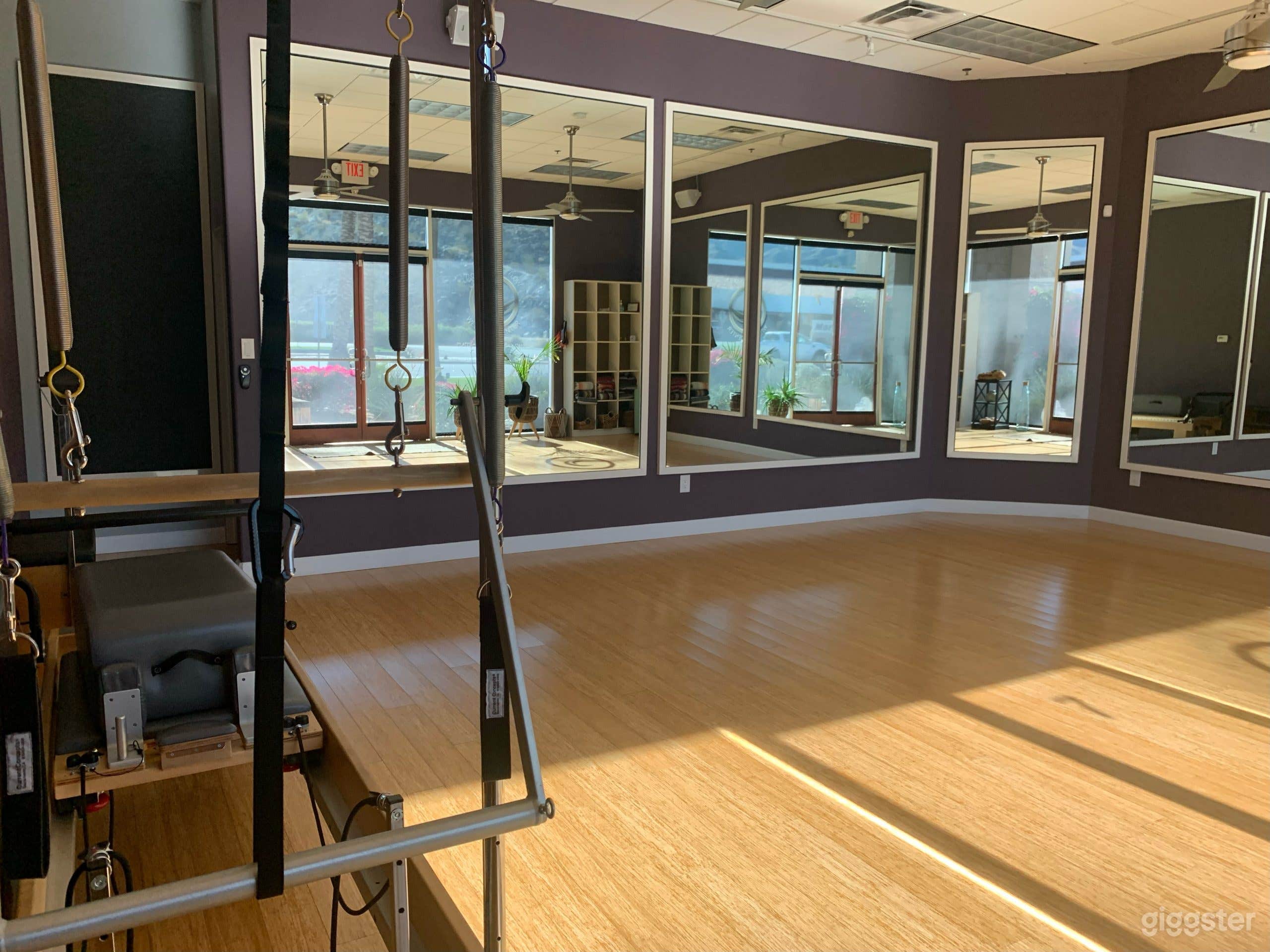 Front Room - Yoga Studio Photo 3