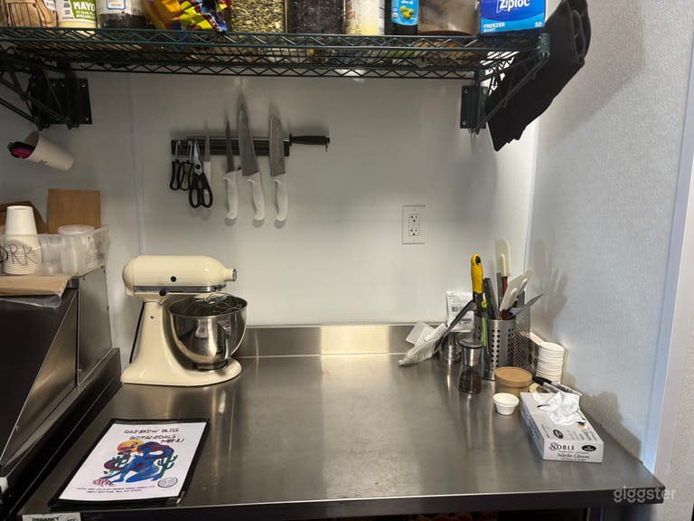  Class C kitchen nestled in a organic apothecary 