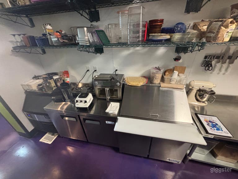  Class C kitchen nestled in a organic apothecary 