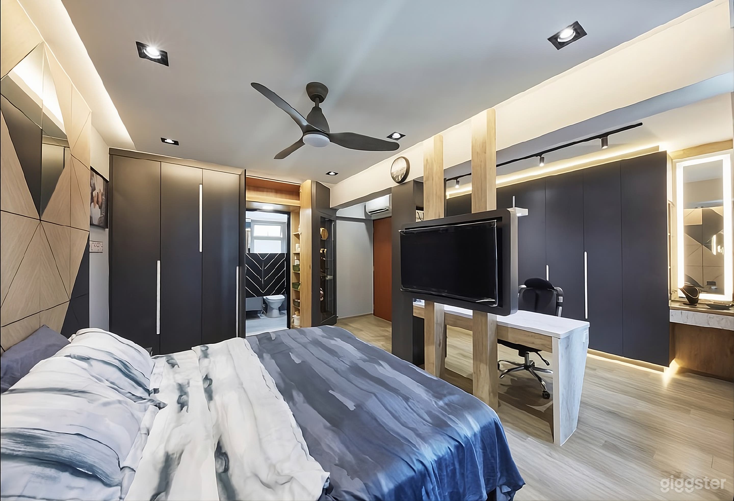 Classy and Modern Space for Rent Photo 3