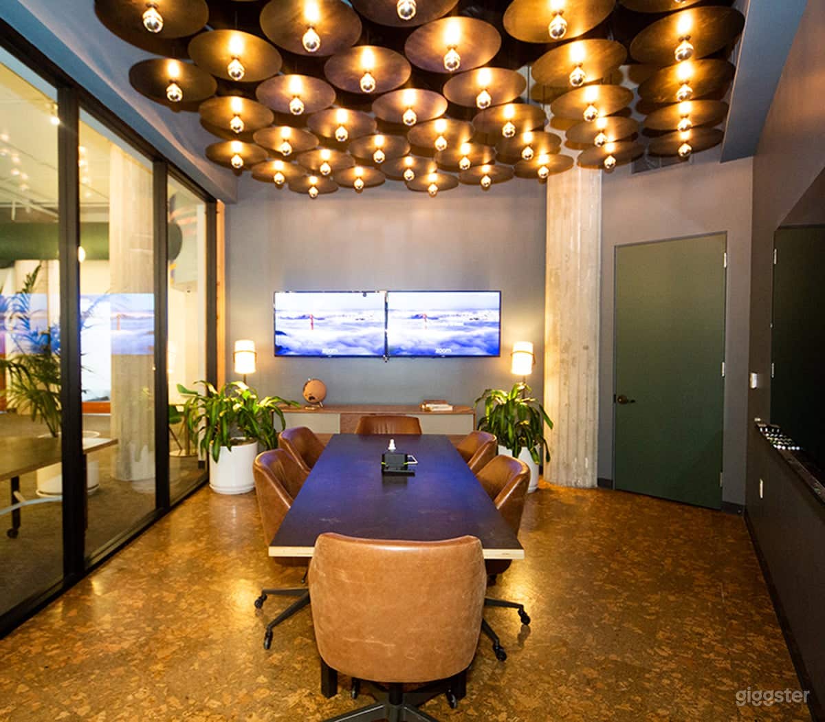 Gold Conference Room Photo 1