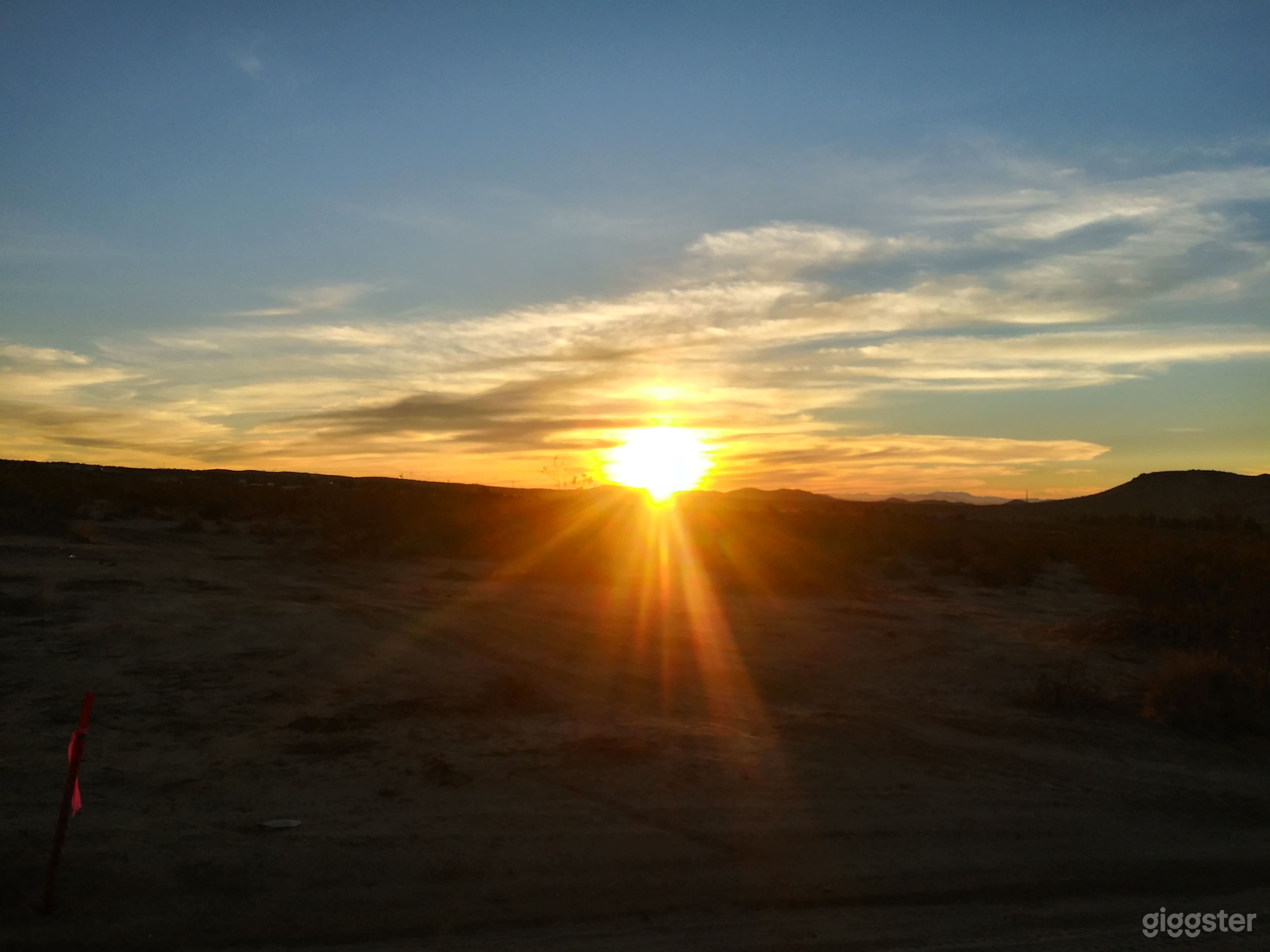 Only 10 minutes to get into town with all the amenities!