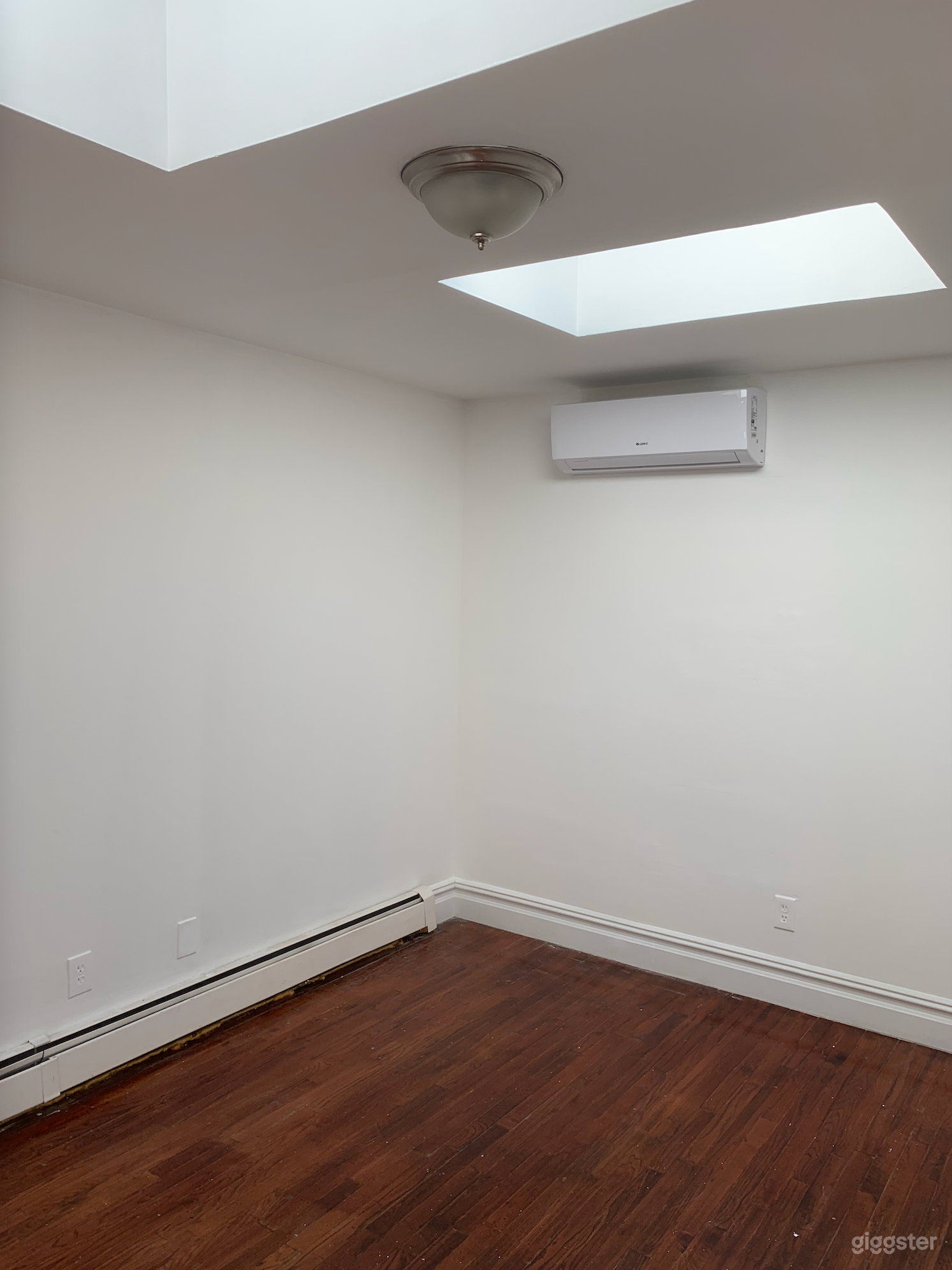 BEDSTUY BROOKLYN 3 Bedroom Duplex Photo 4