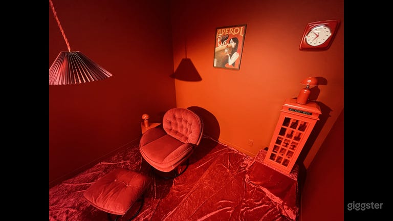  Midtown Mid-Century  studio for photo and video 