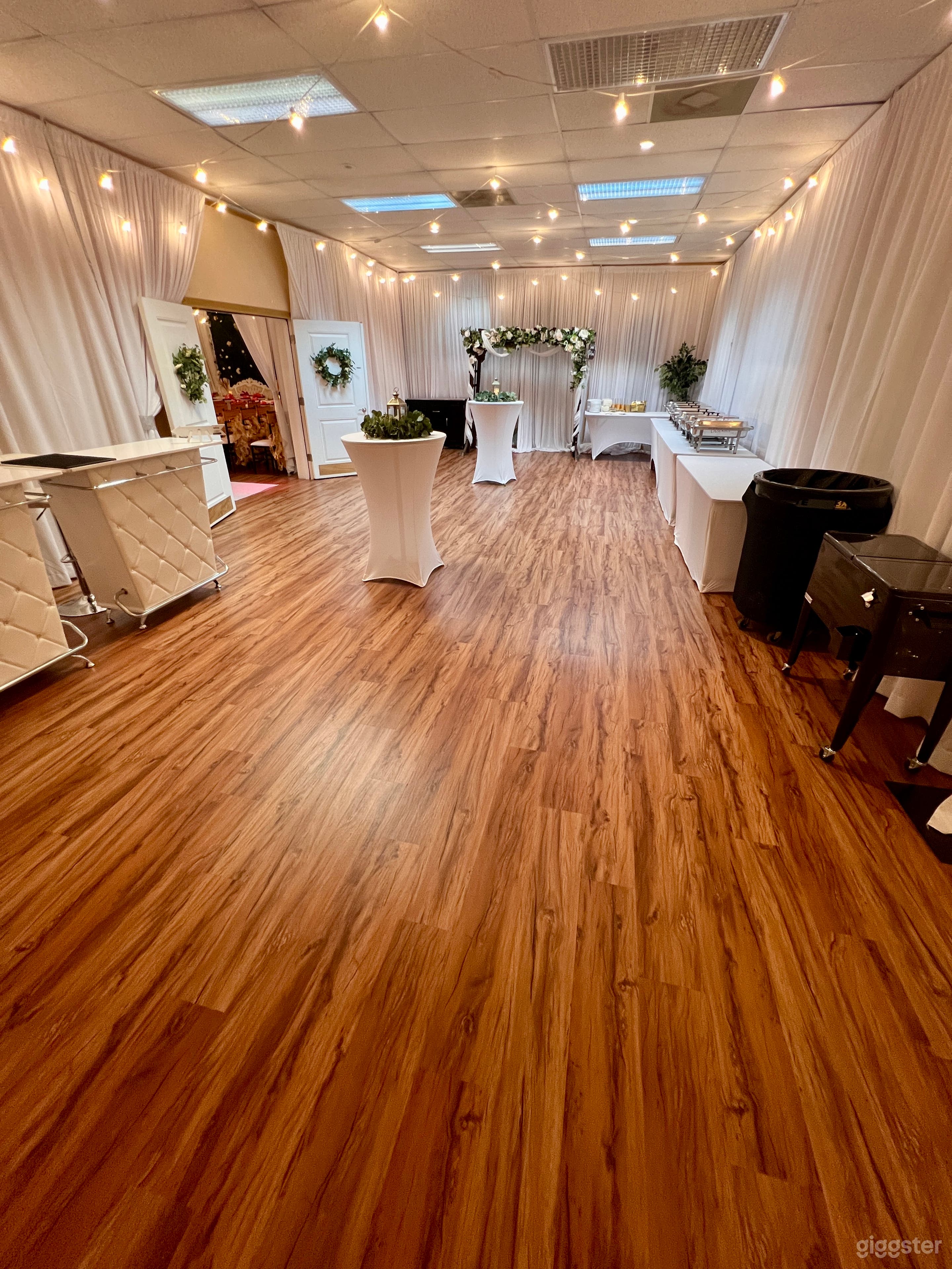 The District Side Ballroom Photo 2