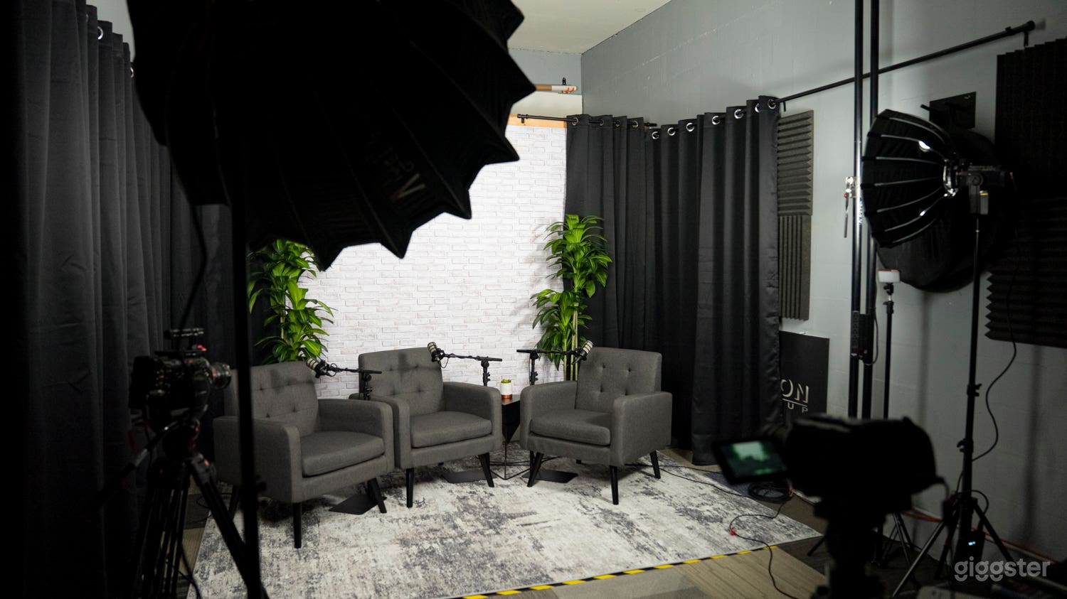Captivation Podcast Studio for Photo, Video Production Photo 2