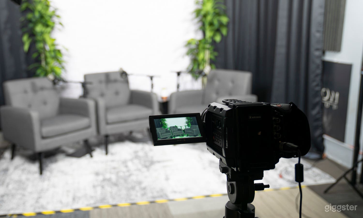 Captivation Podcast Studio for Photo, Video Production Photo 4
