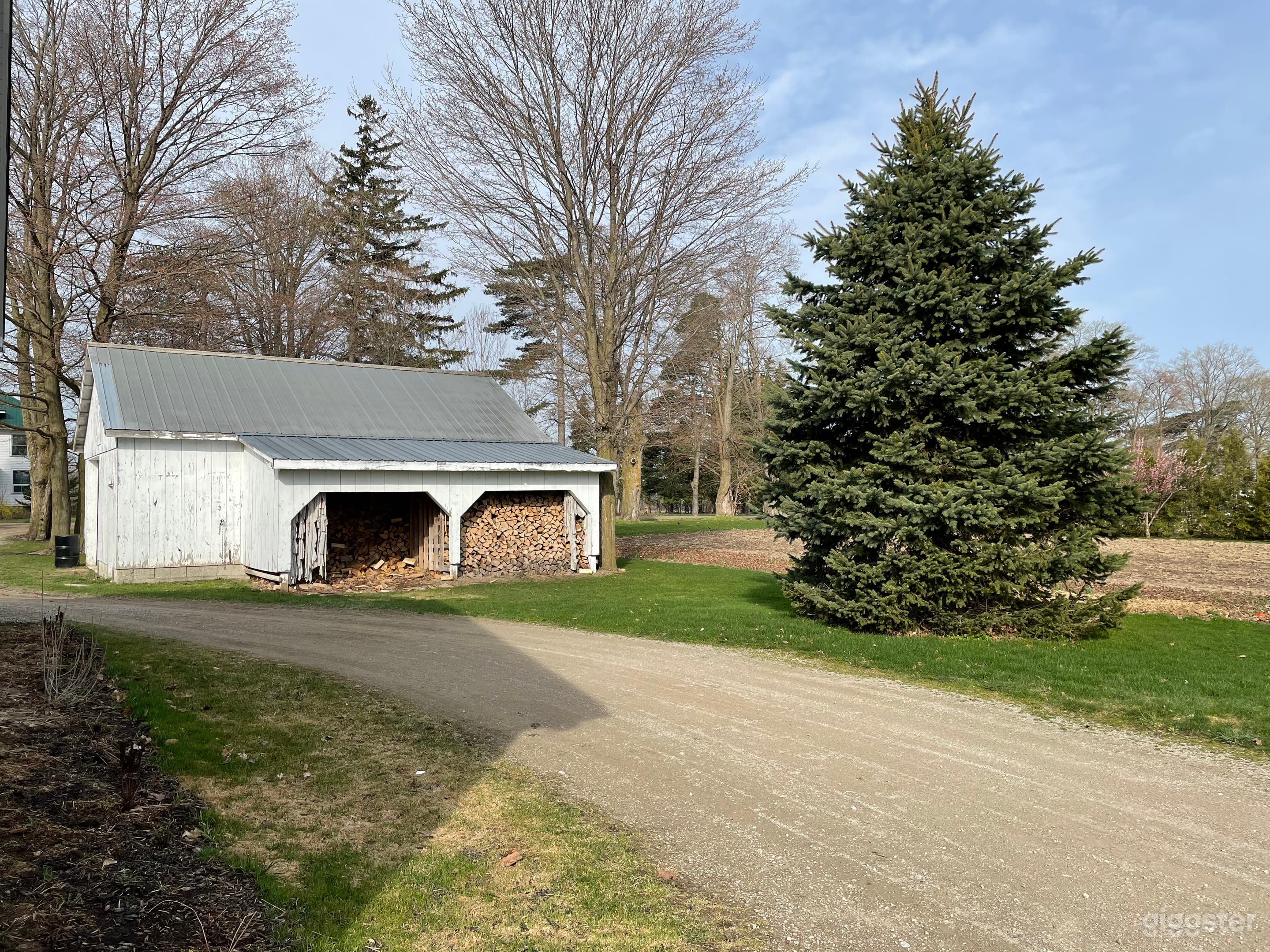 Historic Farm  Photo 3