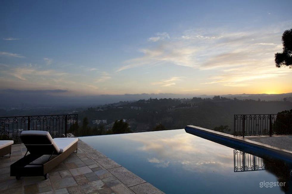 Mediterranean 921  Photo 1