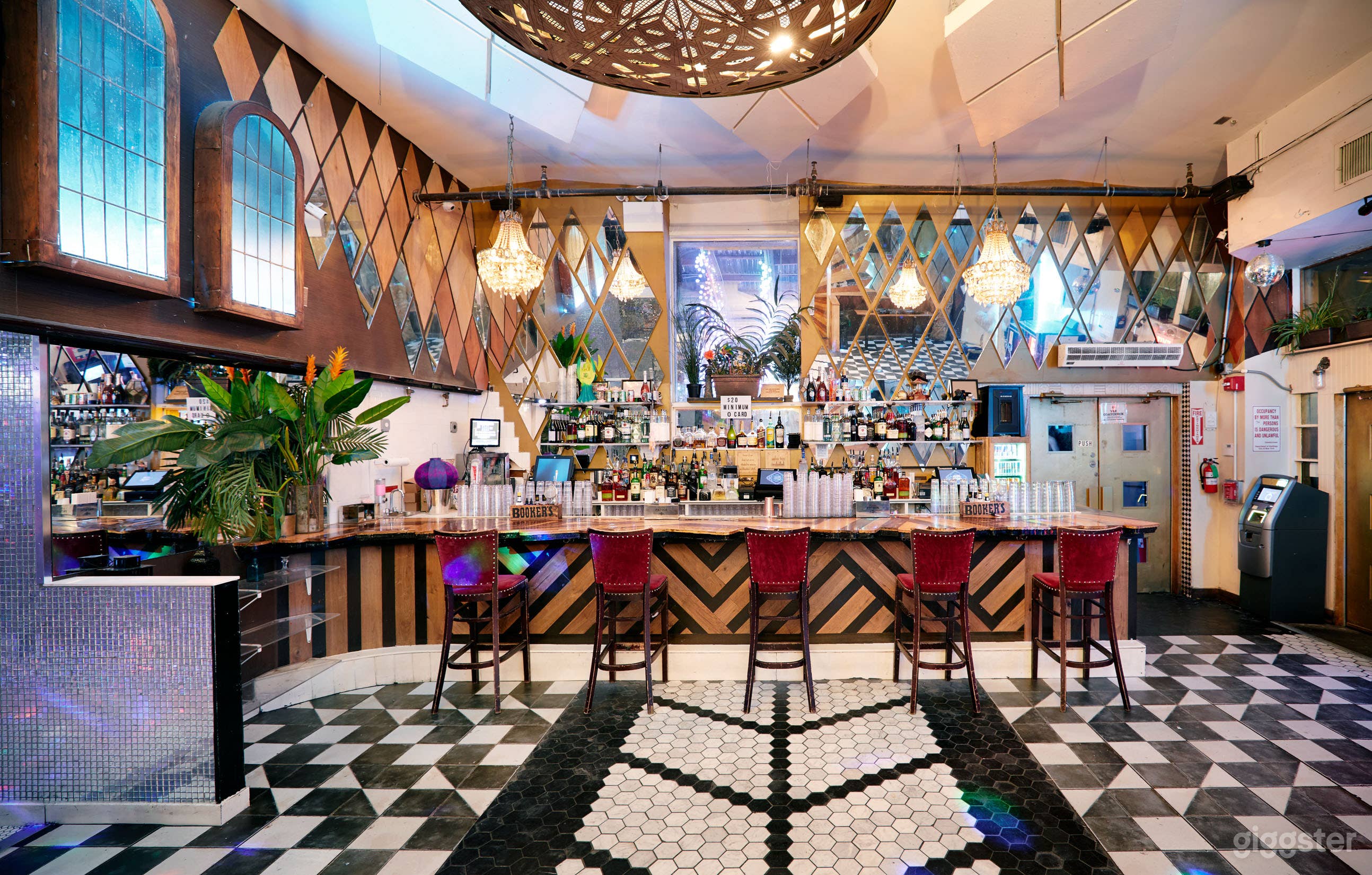 Quirky Disco Venue / Nightclub with patio space  Photo 3