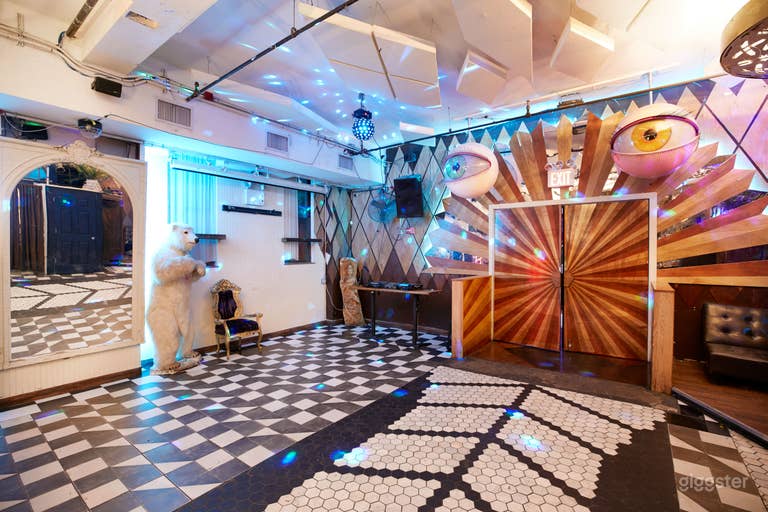  Quirky Disco Venue / Nightclub with patio space  