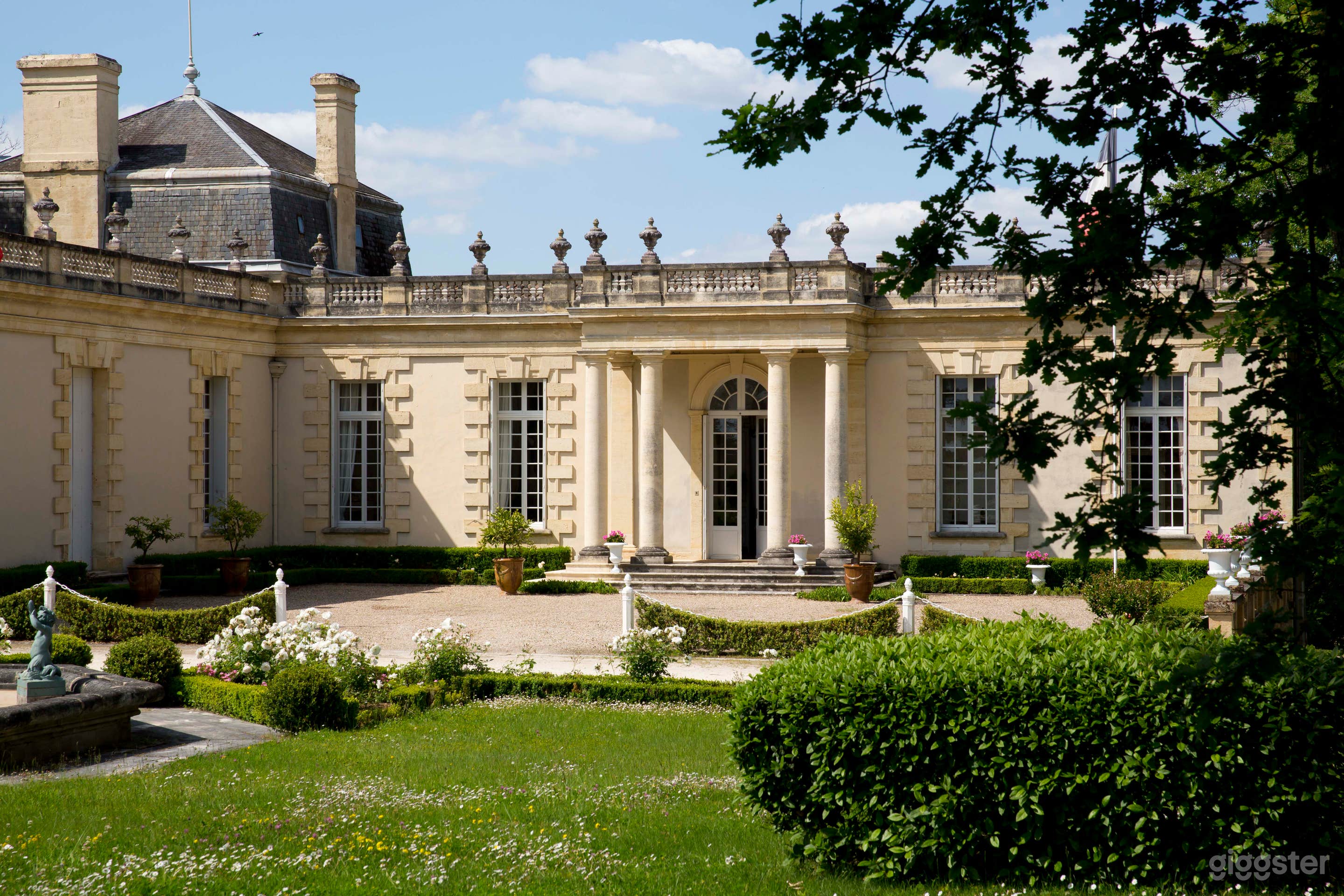 Photo de Château de Saint-Émilion avec Vignobles & Jardins 2