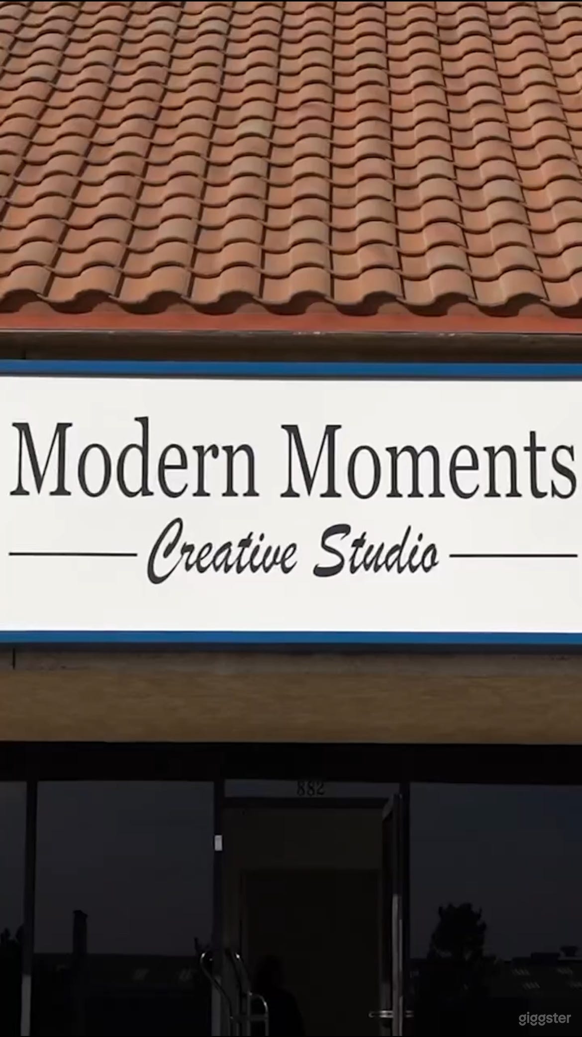 Modern Moments Creative Studio Photo 2