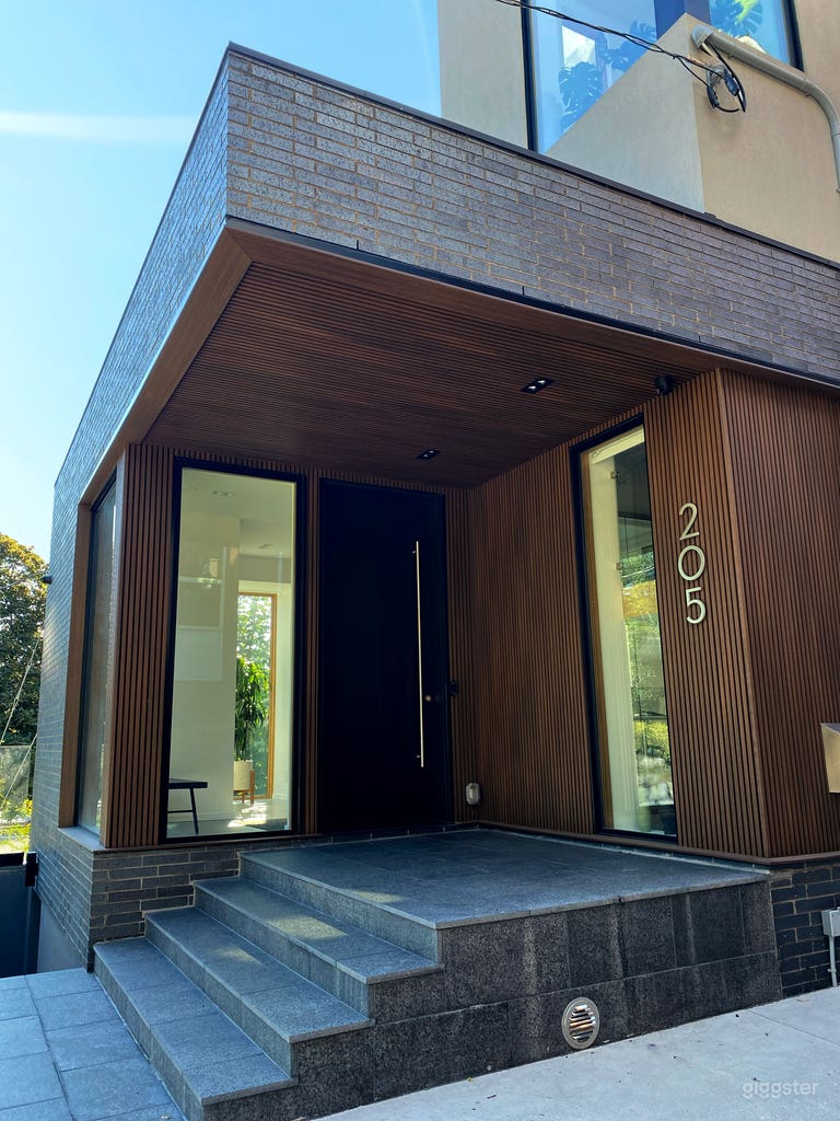  House exterior front entrance detail 