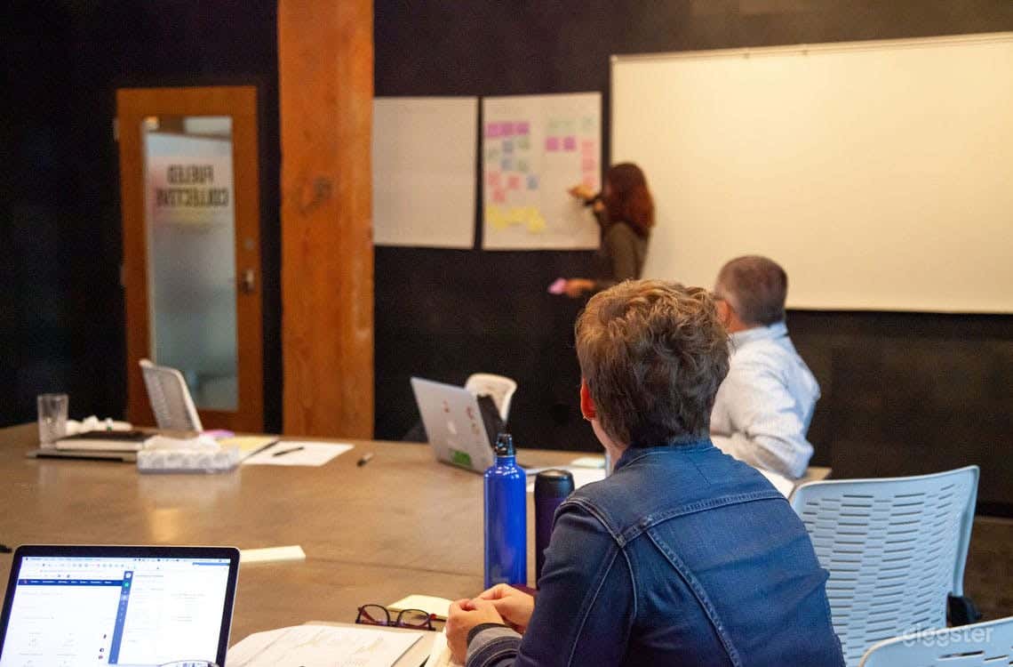 Hassle-Free Meetings in Minneapolis Photo 2