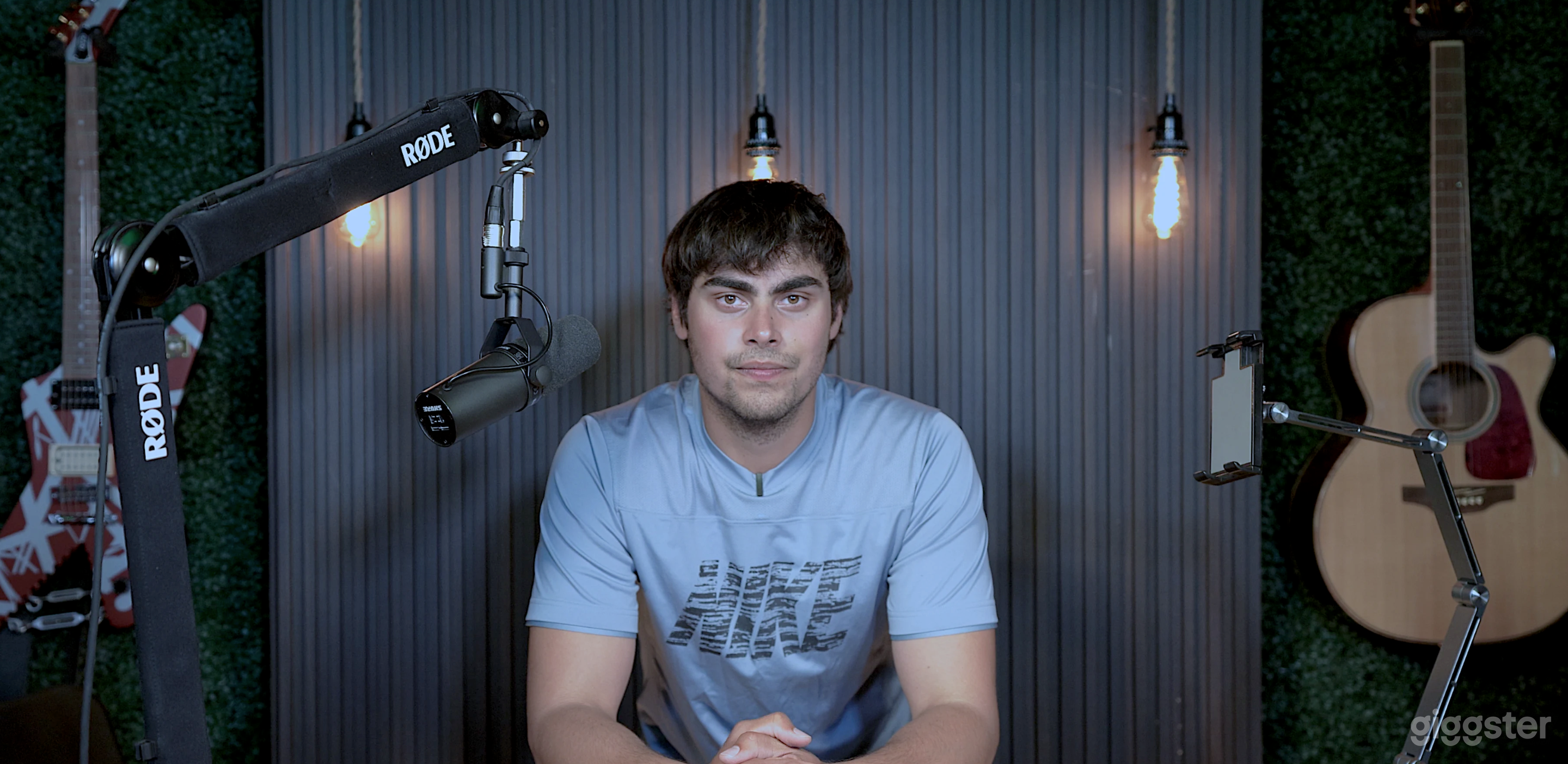 PODCAST VIDEO STUDIO -$149/hr. - FREE VIDEOGRAPHER & FREE Photo 3