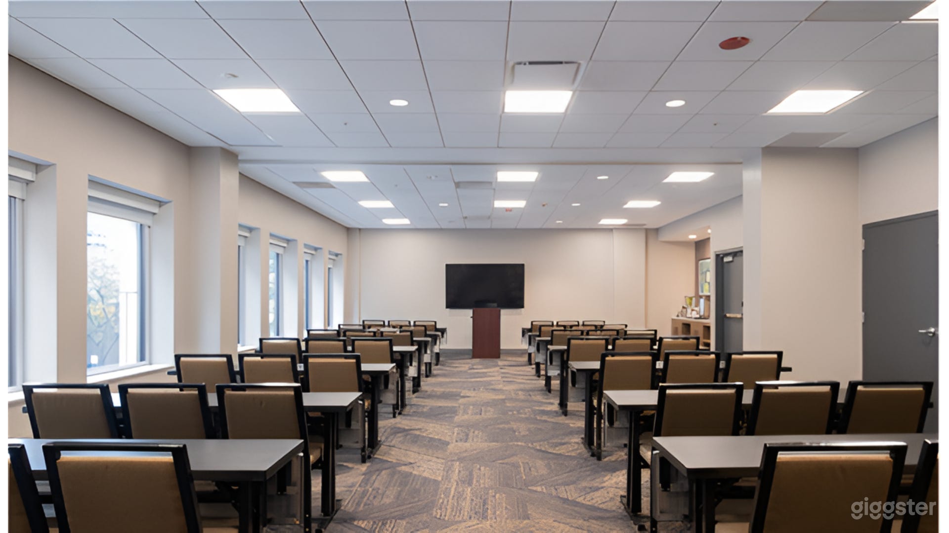 The Adler Room Photo 1