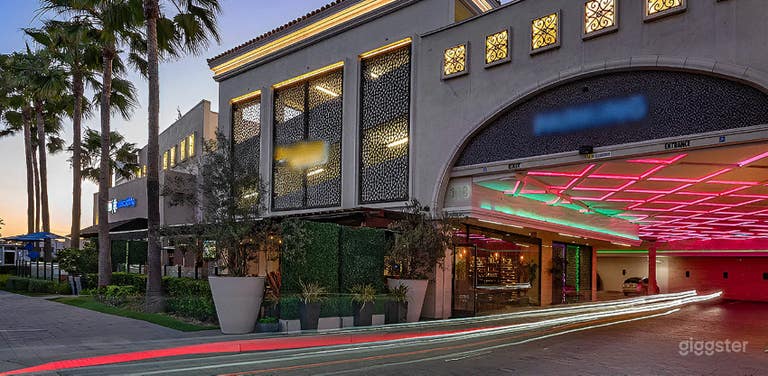  Beautiful cozy indoor and outdoor ocean breeze sunset view 