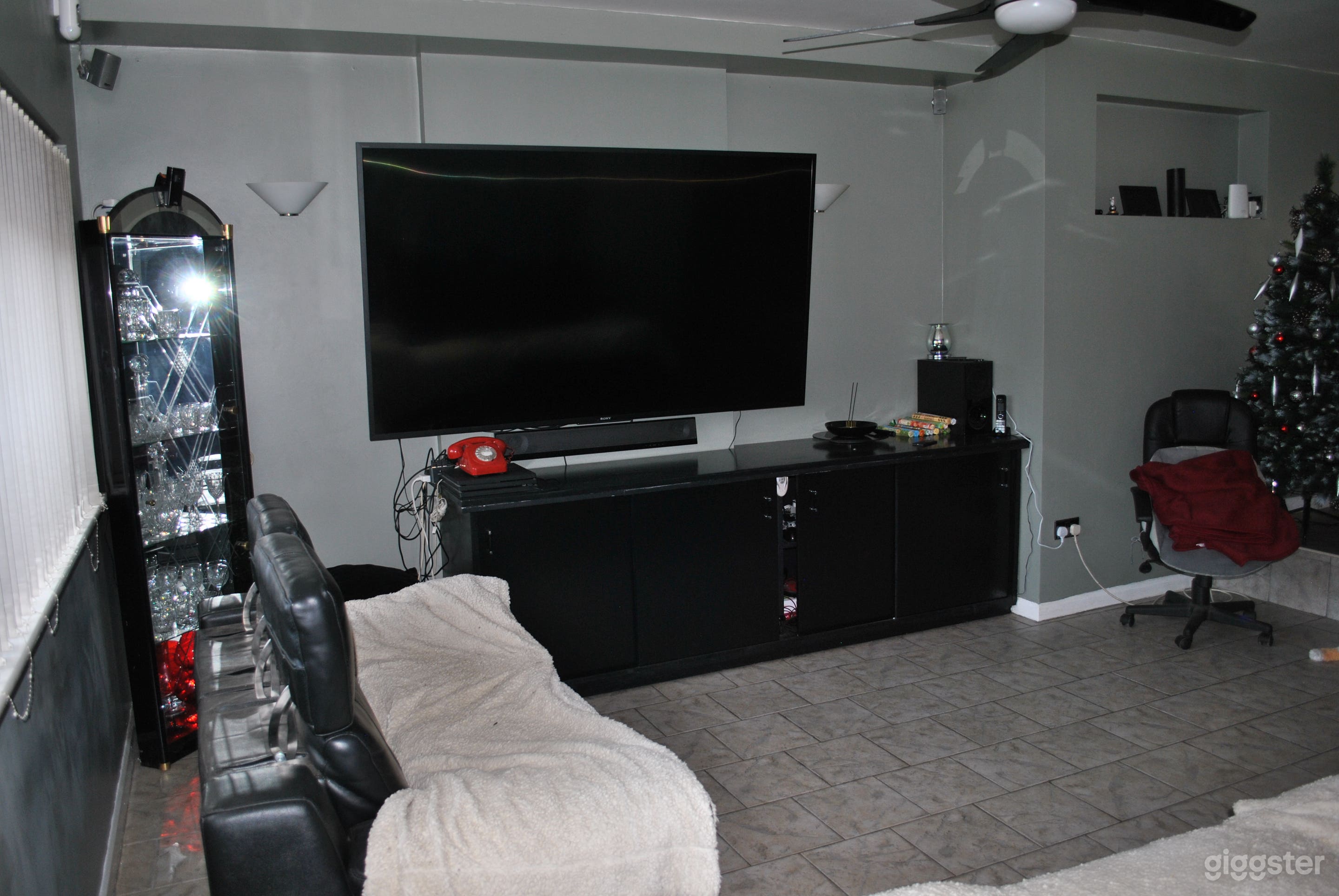 Looking left from front door in too lounge.