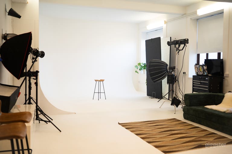  Photography, Film & Music Studios, infinity cove 
