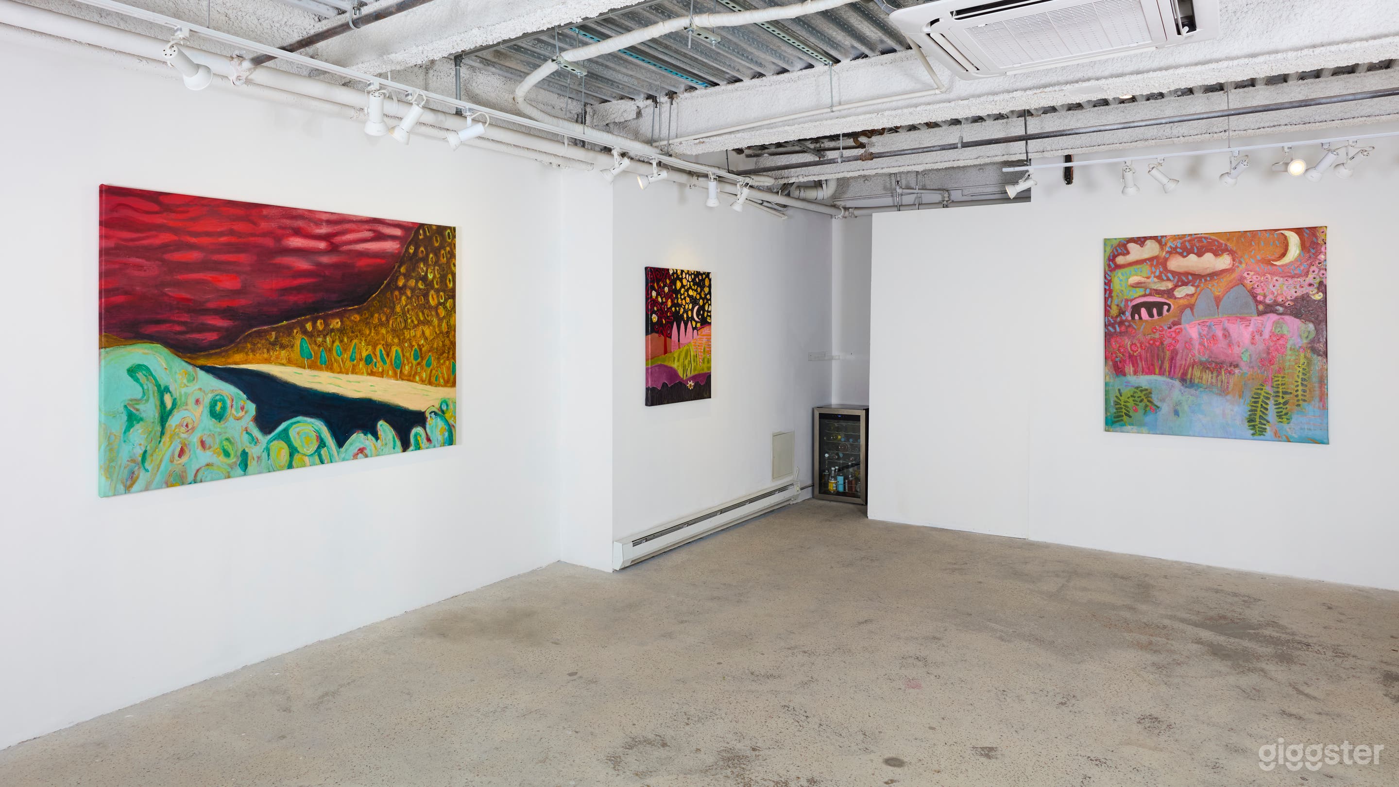 Spacious Gallery in the Lower East Side Photo 2