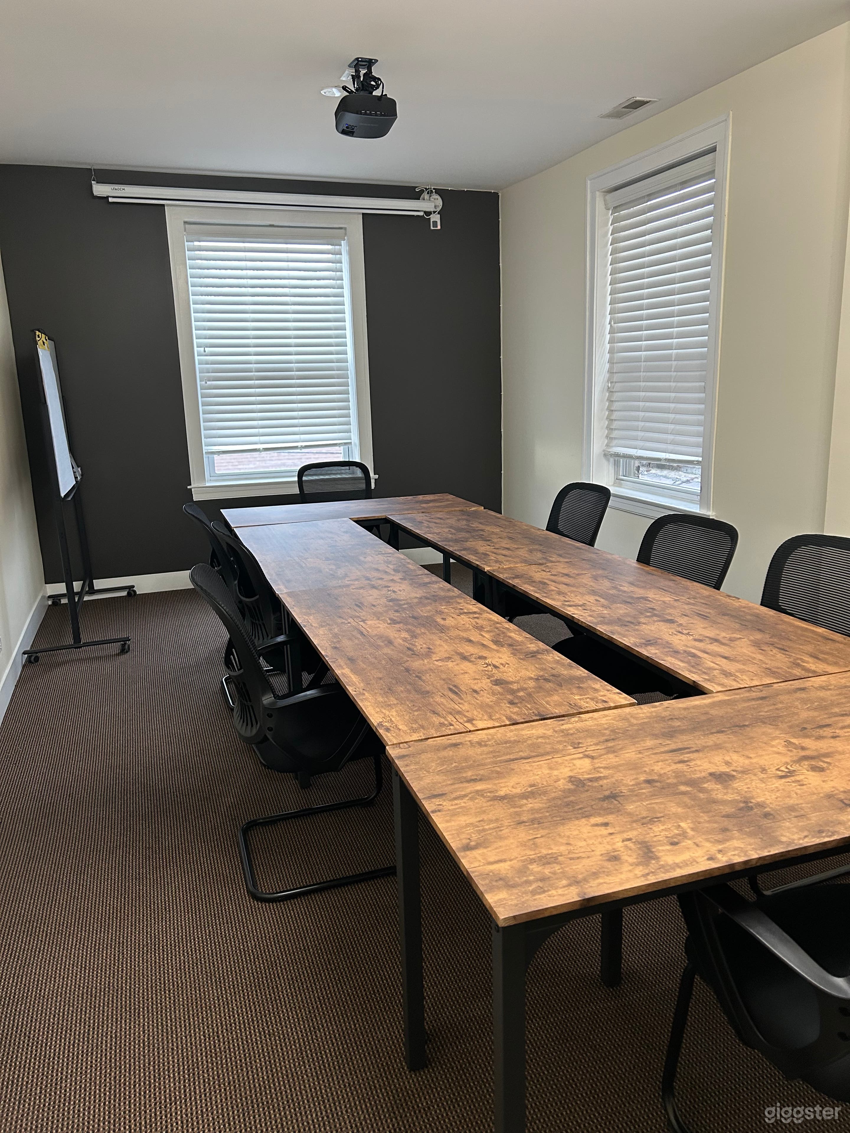 Chicago Southside's Creative Flex Space  Photo 2