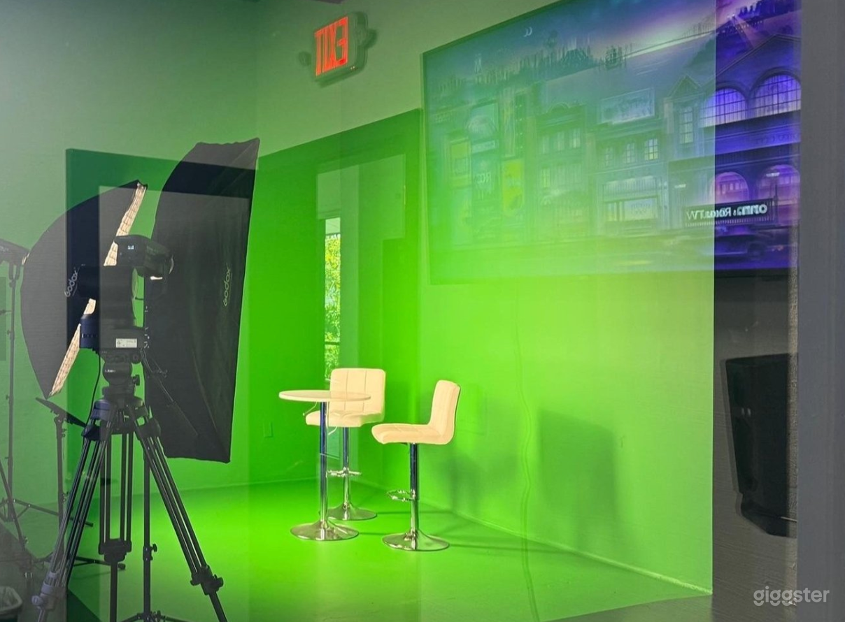Chroma Key Studio Photo 1