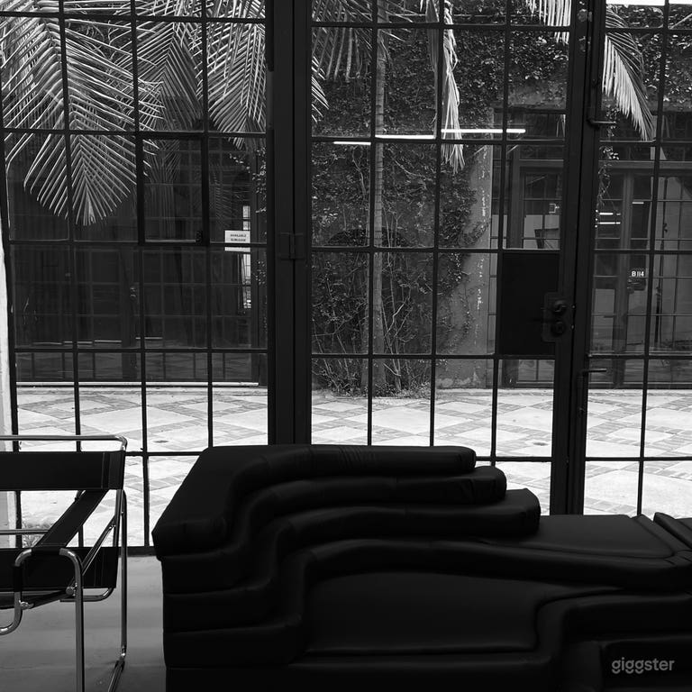  EINZIGARTIGES und VIELSEITIGES FOTOSTUDIO 