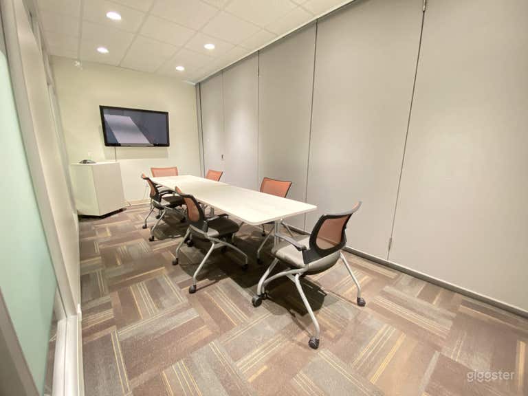  Custom Medium size Conference room in Raleigh 