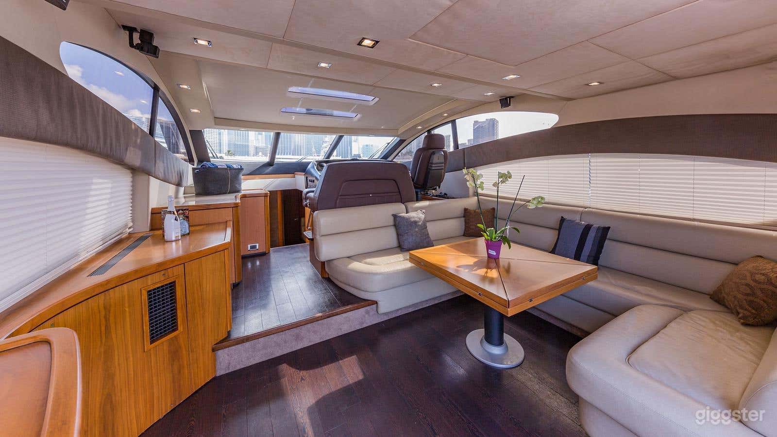 68' SUNSEEKER PREDATOR Photo 2