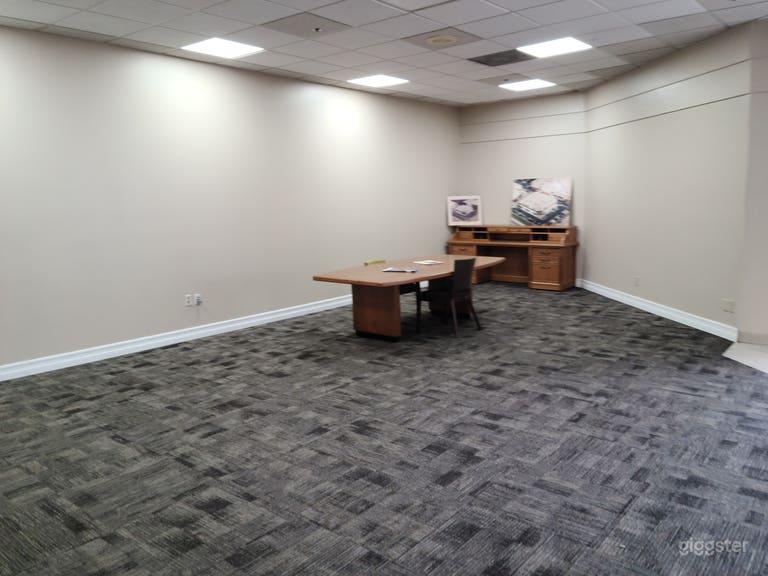  Multi Purpose Event Space for Business - FREE PARKING ONSITE 