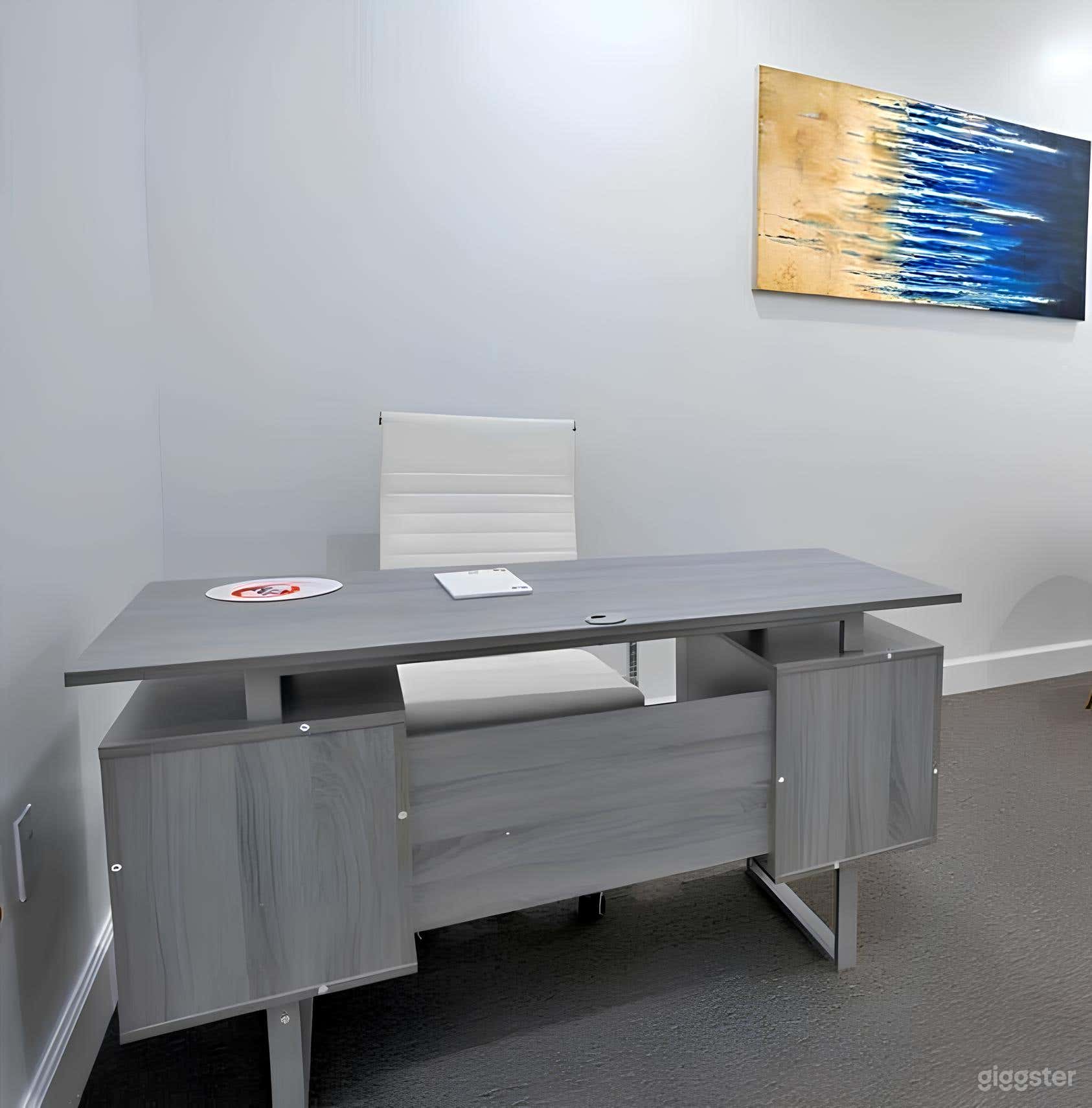 Private Office for 8 guests Photo 4