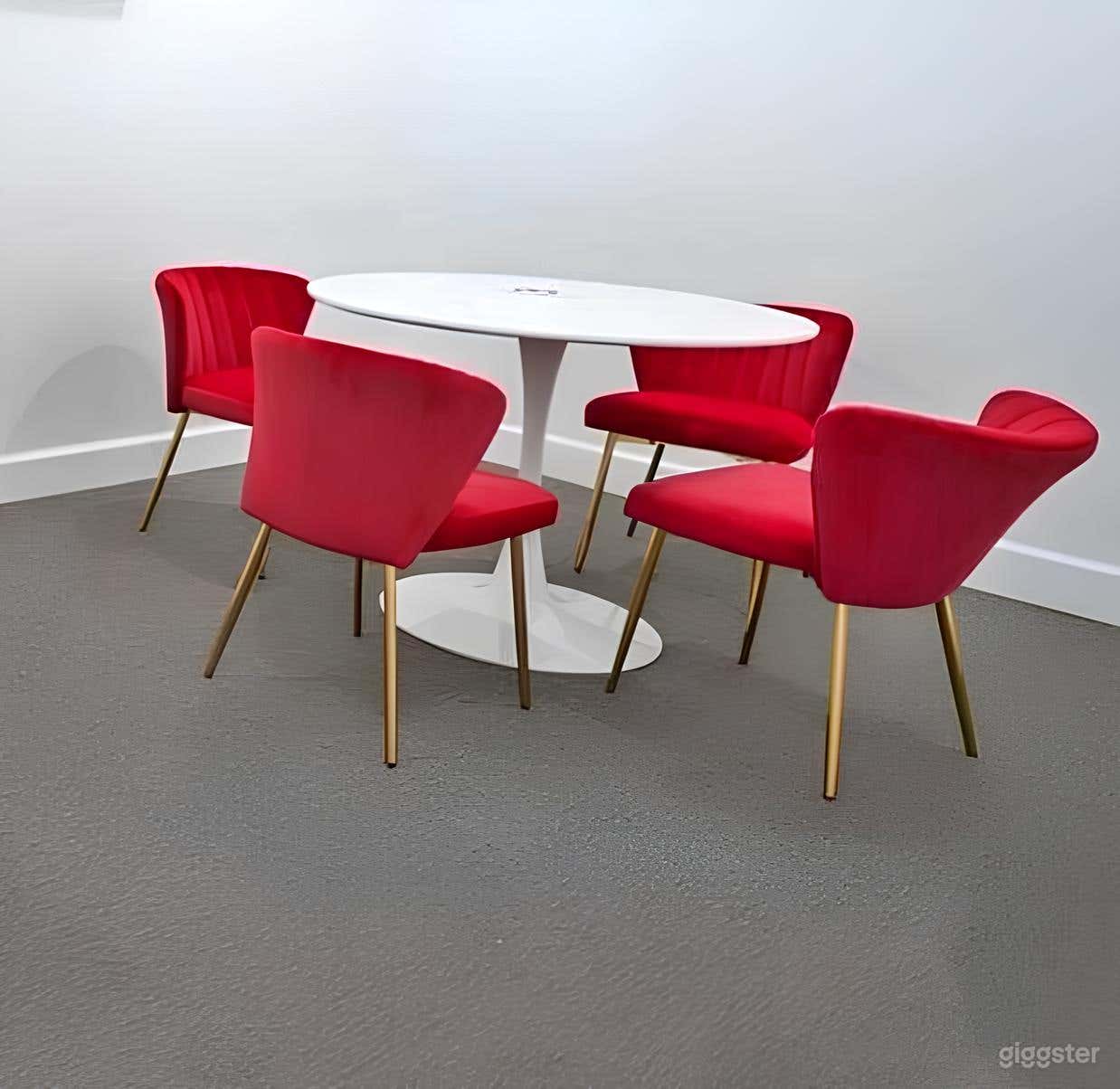 Private Office for 8 guests Photo 3