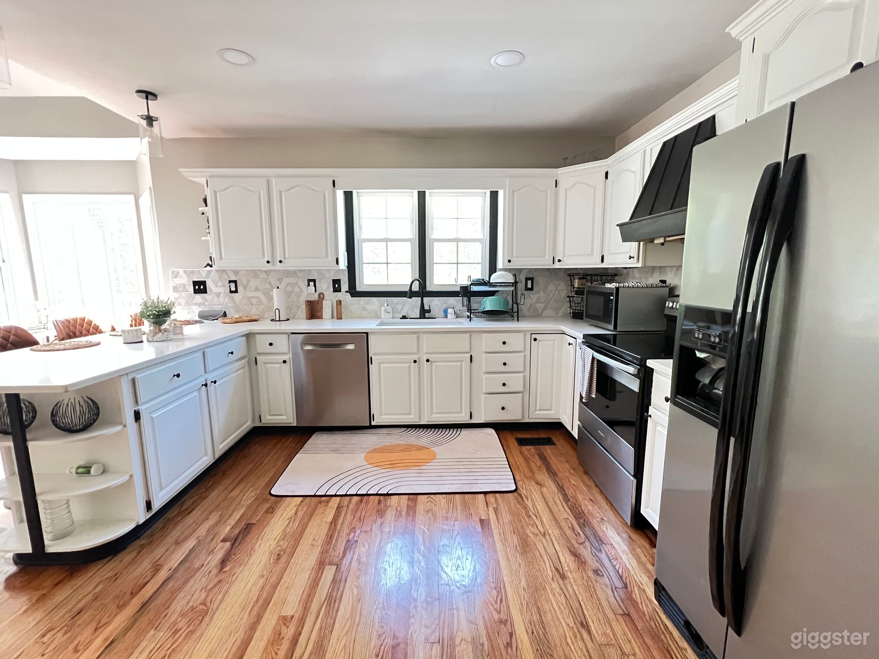 Love Land - House 14 acres Photo 1