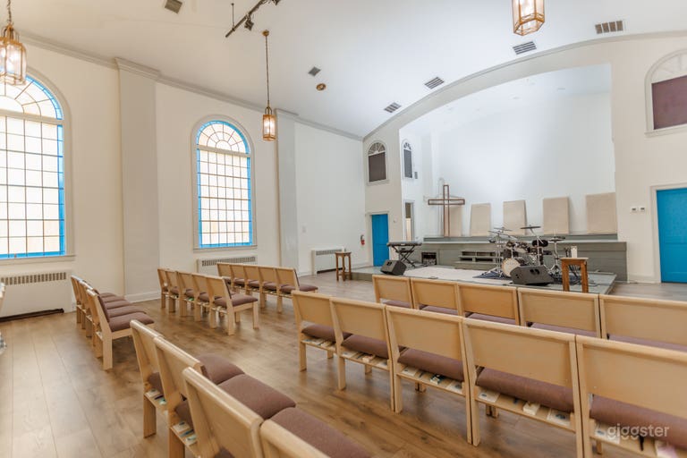  Intimate Wedding Chapel 