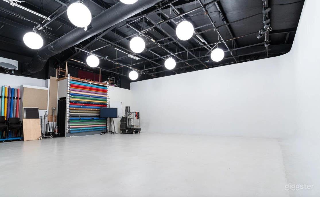 Studio A for Photoshoots in Houston Photo 2