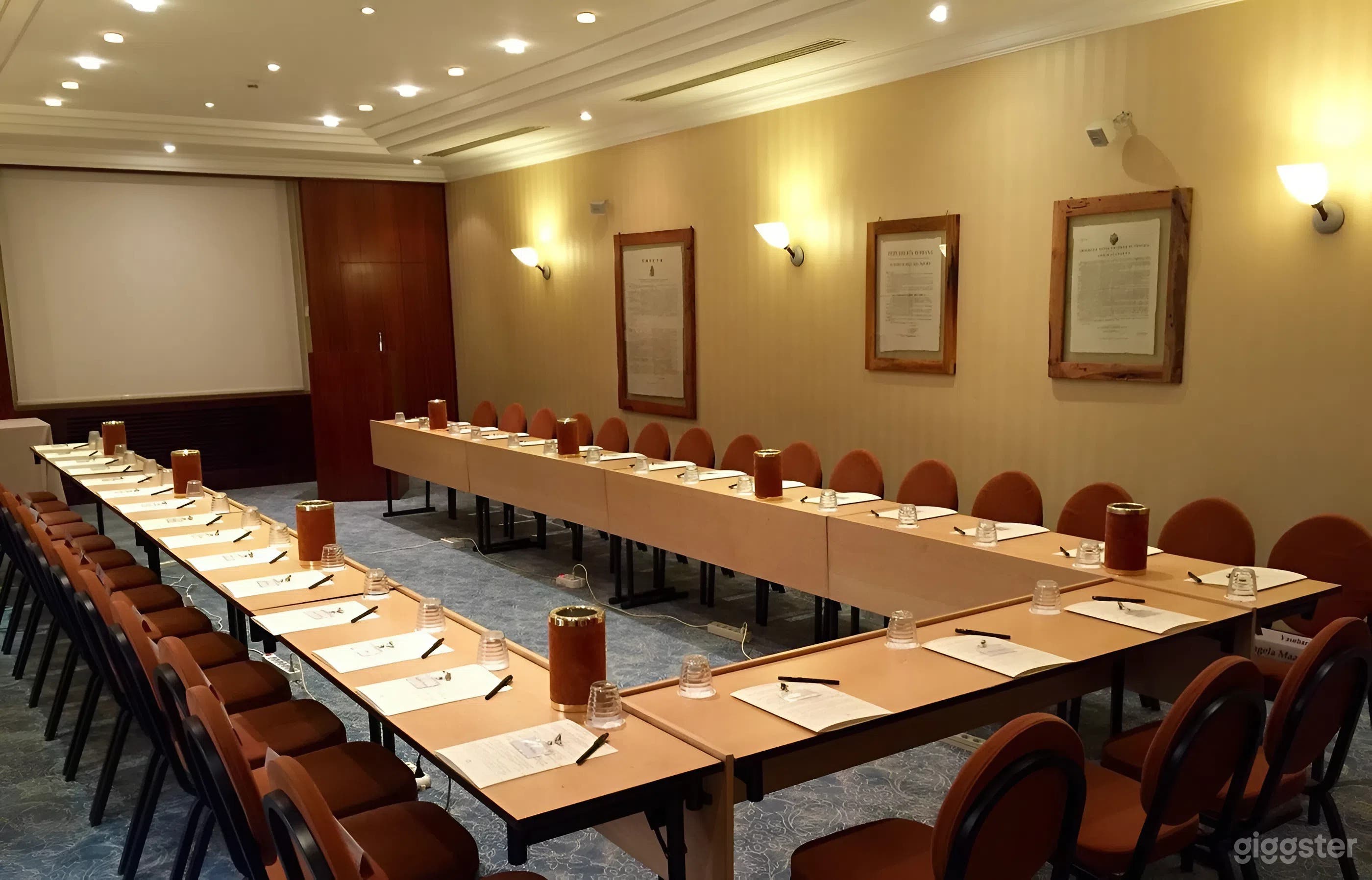 Mellini Meeting Room Photo 1