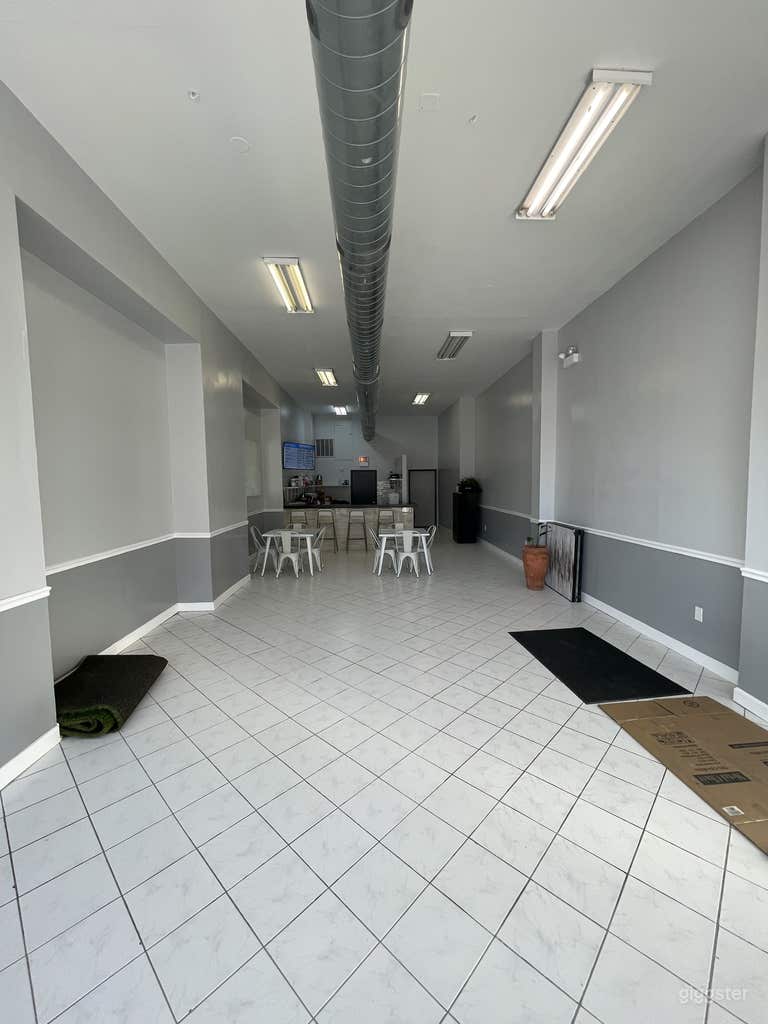  This is the space with no furniture  