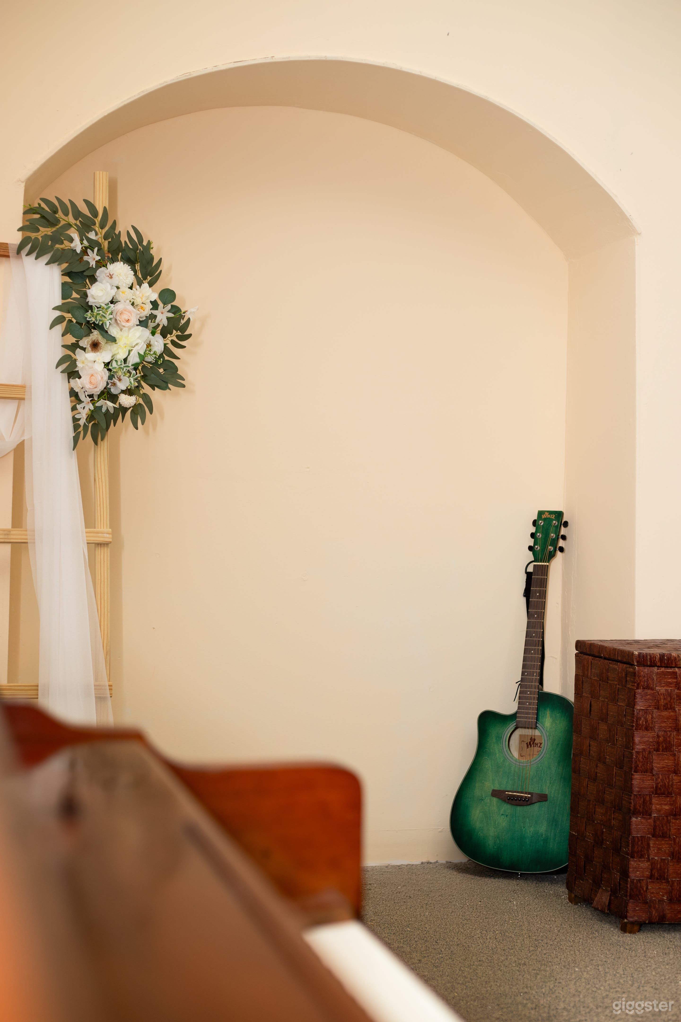 Photography / Videography Studio with Cyc Wall Photo 4