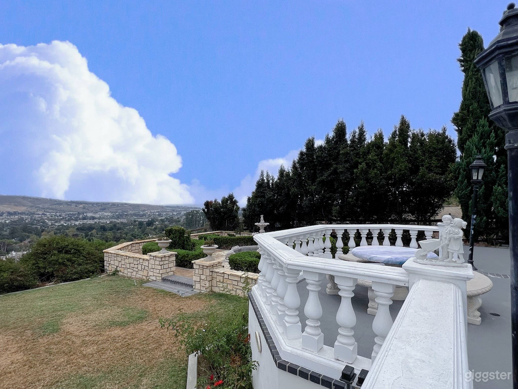 Dream Oasis Pool Photo 2