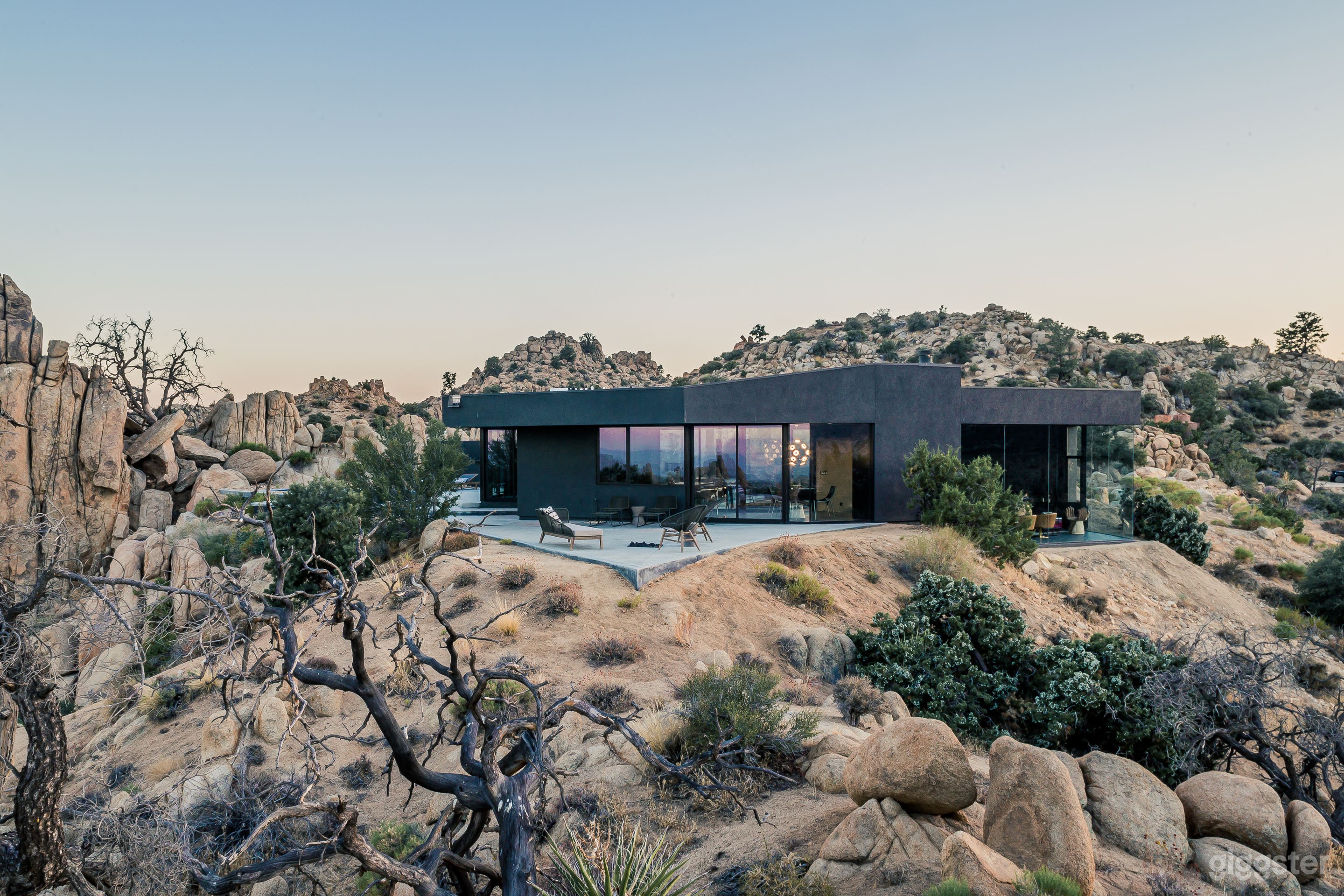 Black Desert House ft. in Architectural Digest Photo 2