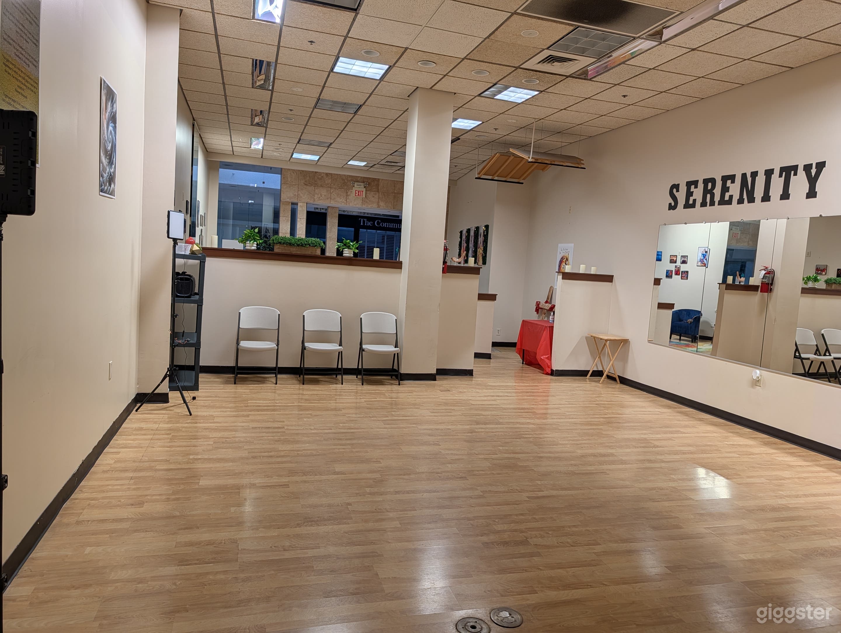 Dance studio for class, rehearsals, workshops Photo 4