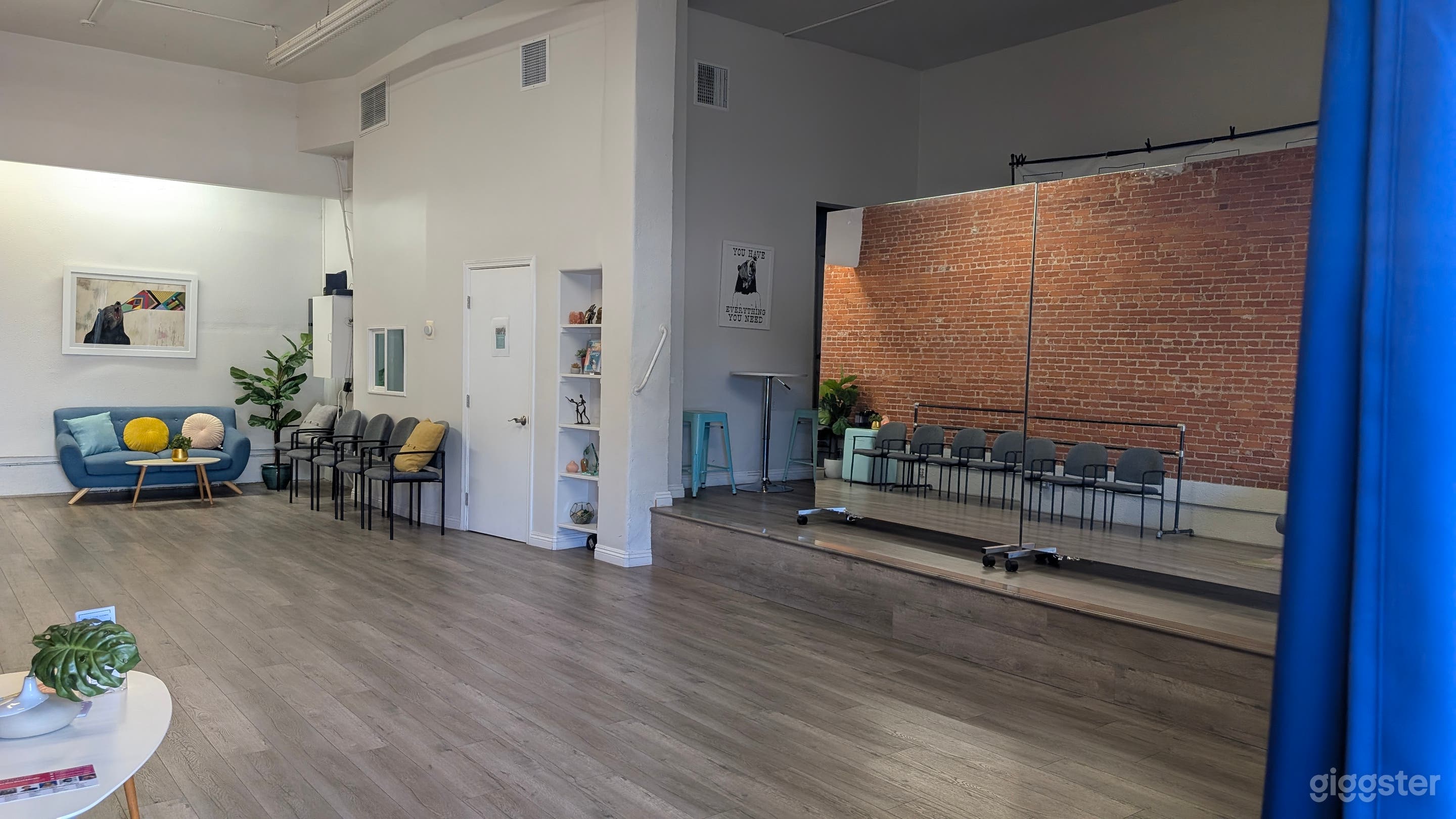 Hollywood Dance Studio First Floor High Ceiling on N Vermont Photo 1